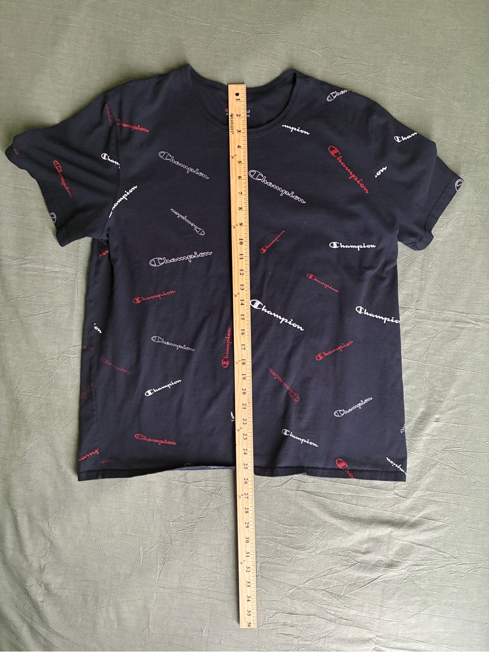 Champion Navy All-Over Logo Print T-Shirt Mens XL Spellout Graphic Tee - Picture 6 of 6